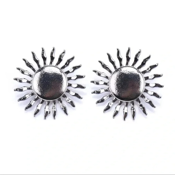 Zara Radiant Celestial Sunburst Earrings - Picture 3 of 8